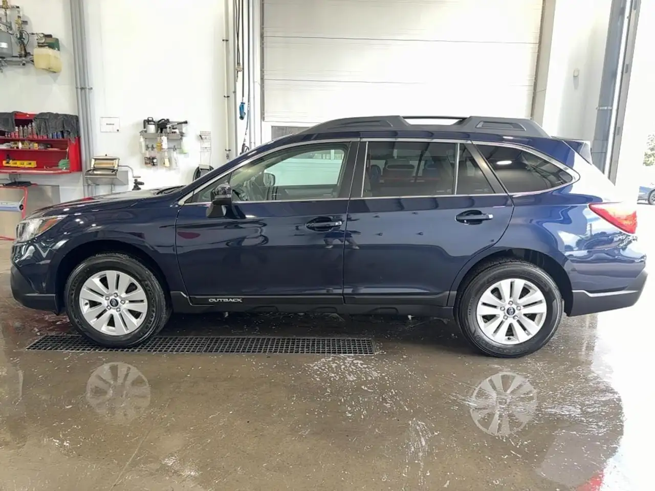 Subaru OUTBACK photo Subaru OUTBACK