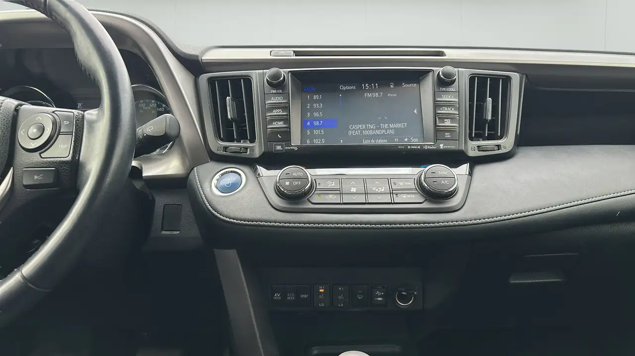 Toyota RAV 4 снимка Toyota RAV 4
