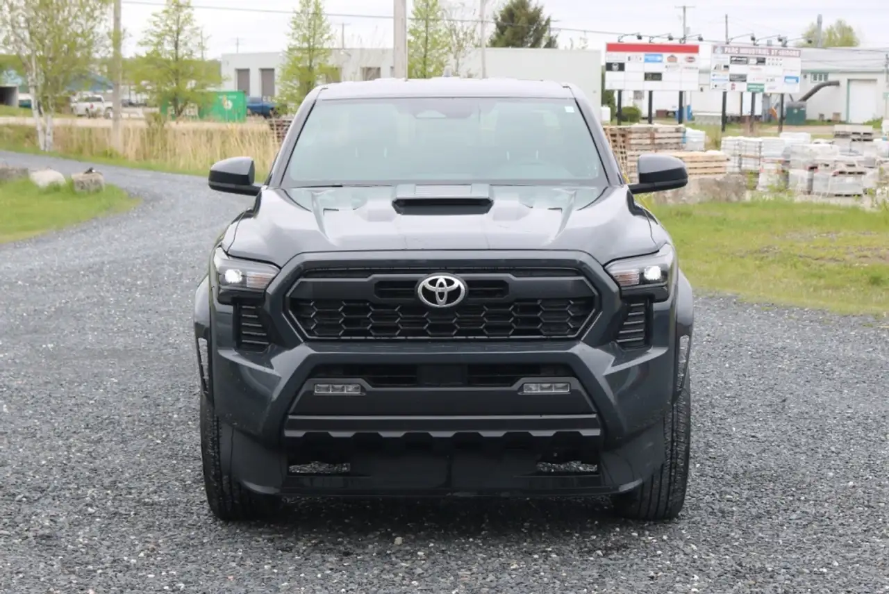 Toyota Tacoma photo Toyota Tacoma
