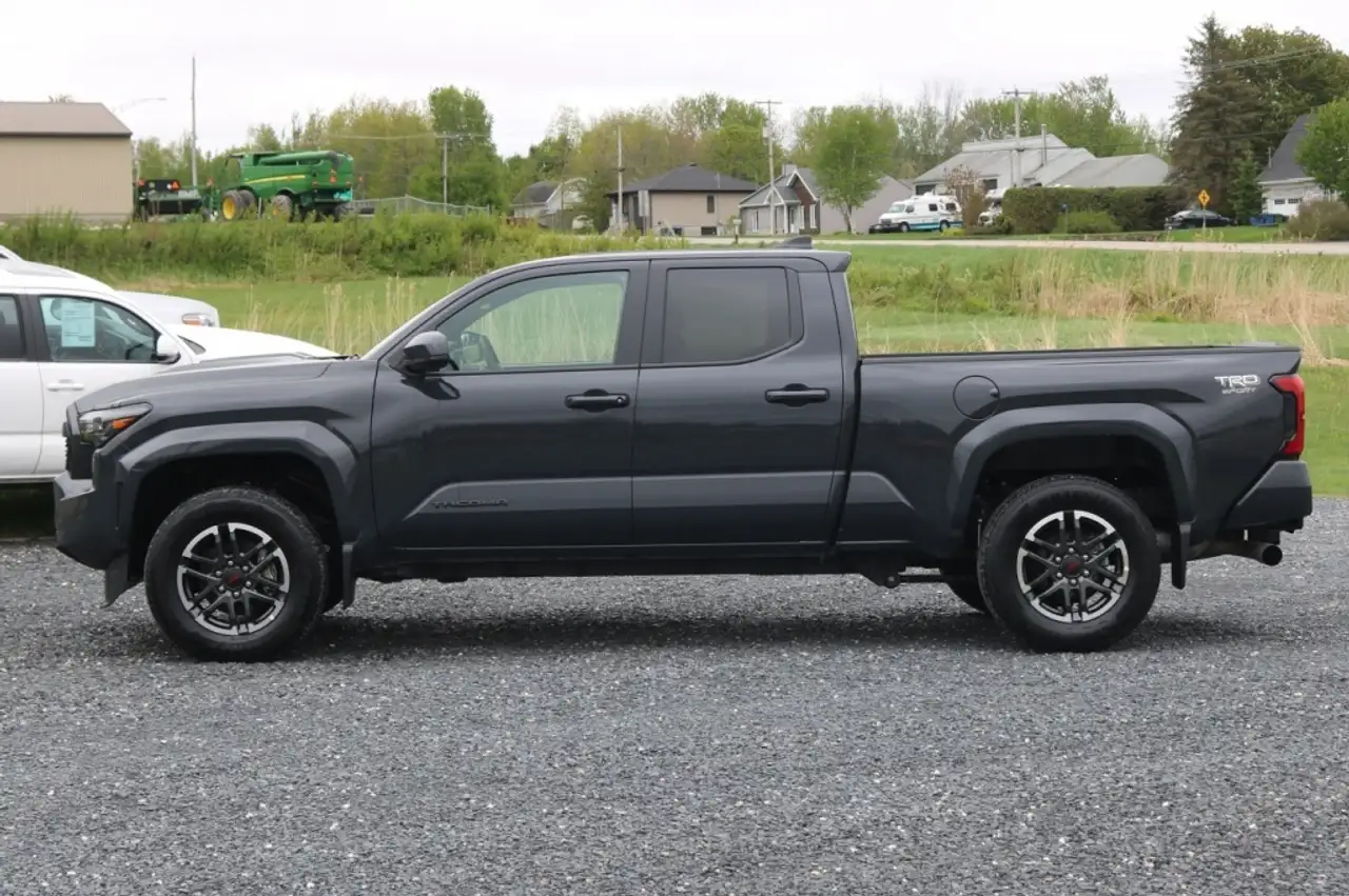 Toyota Tacoma photo Toyota Tacoma