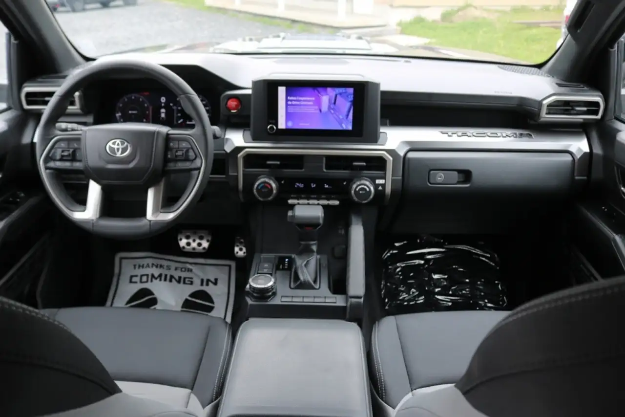 Toyota Tacoma photo Toyota Tacoma
