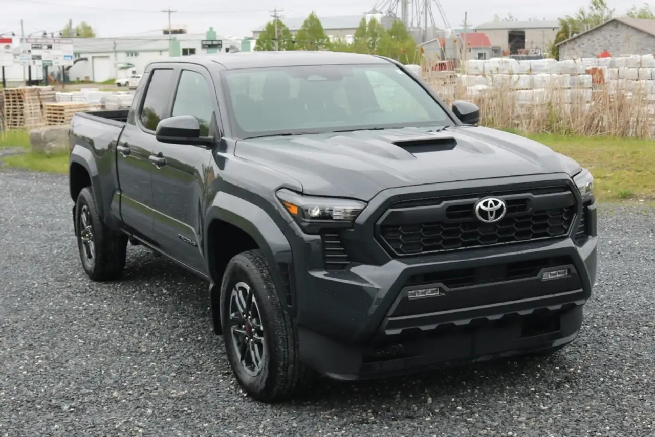 Toyota Tacoma photo Toyota Tacoma