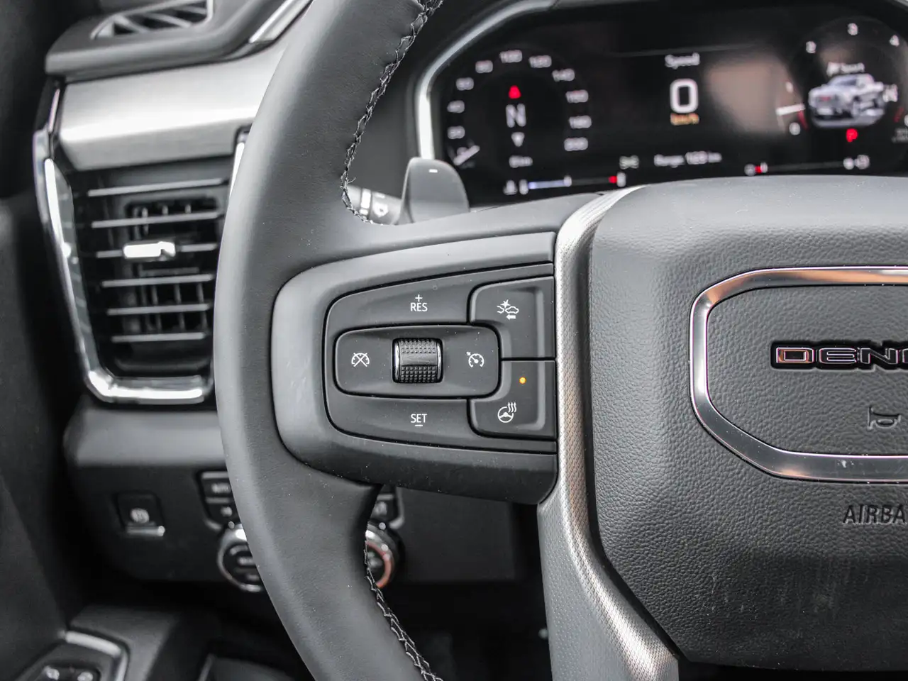 GMC Sierra 1500 photo GMC Sierra 1500