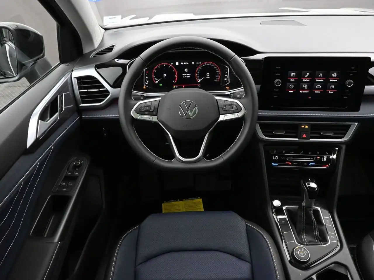 Volkswagen Taos снимка Volkswagen Taos