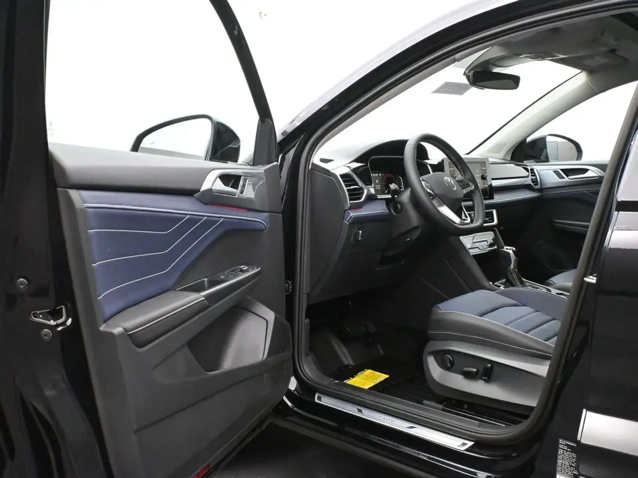 Volkswagen Taos снимка Volkswagen Taos