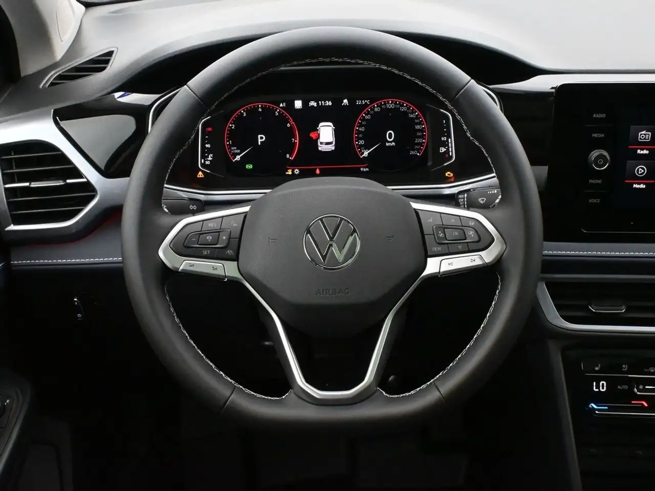Volkswagen Taos снимка Volkswagen Taos