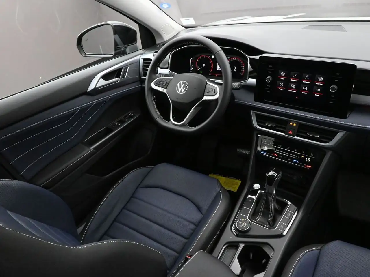 Volkswagen Taos снимка Volkswagen Taos