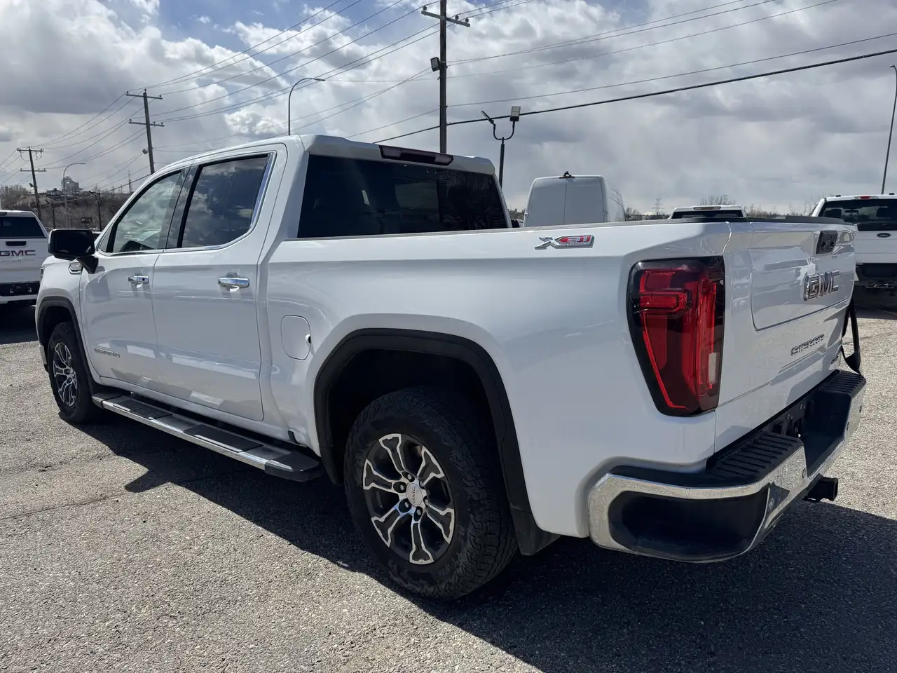 GMC Sierra 1500 снимка GMC Sierra 1500
