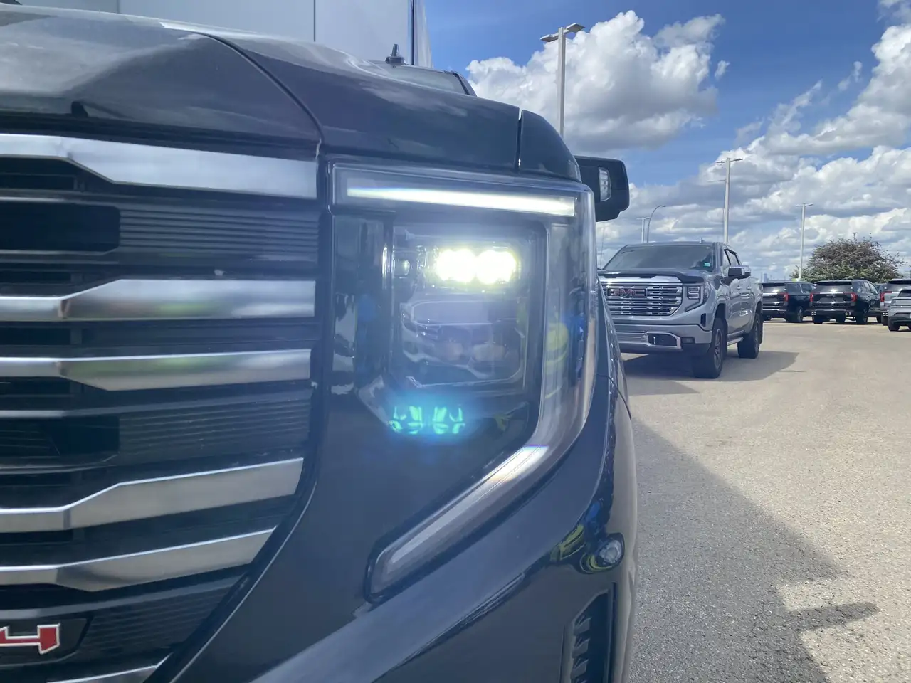 GMC Sierra 1500 снимка GMC Sierra 1500