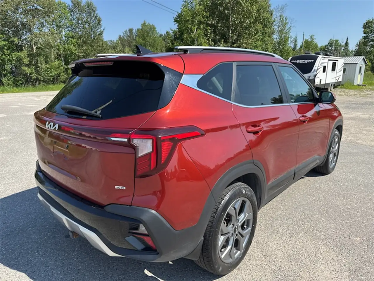 Kia Seltos photo Kia Seltos