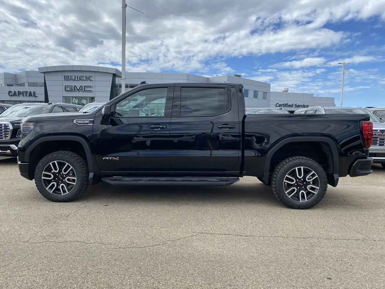 GMC Sierra 1500 photo GMC Sierra 1500