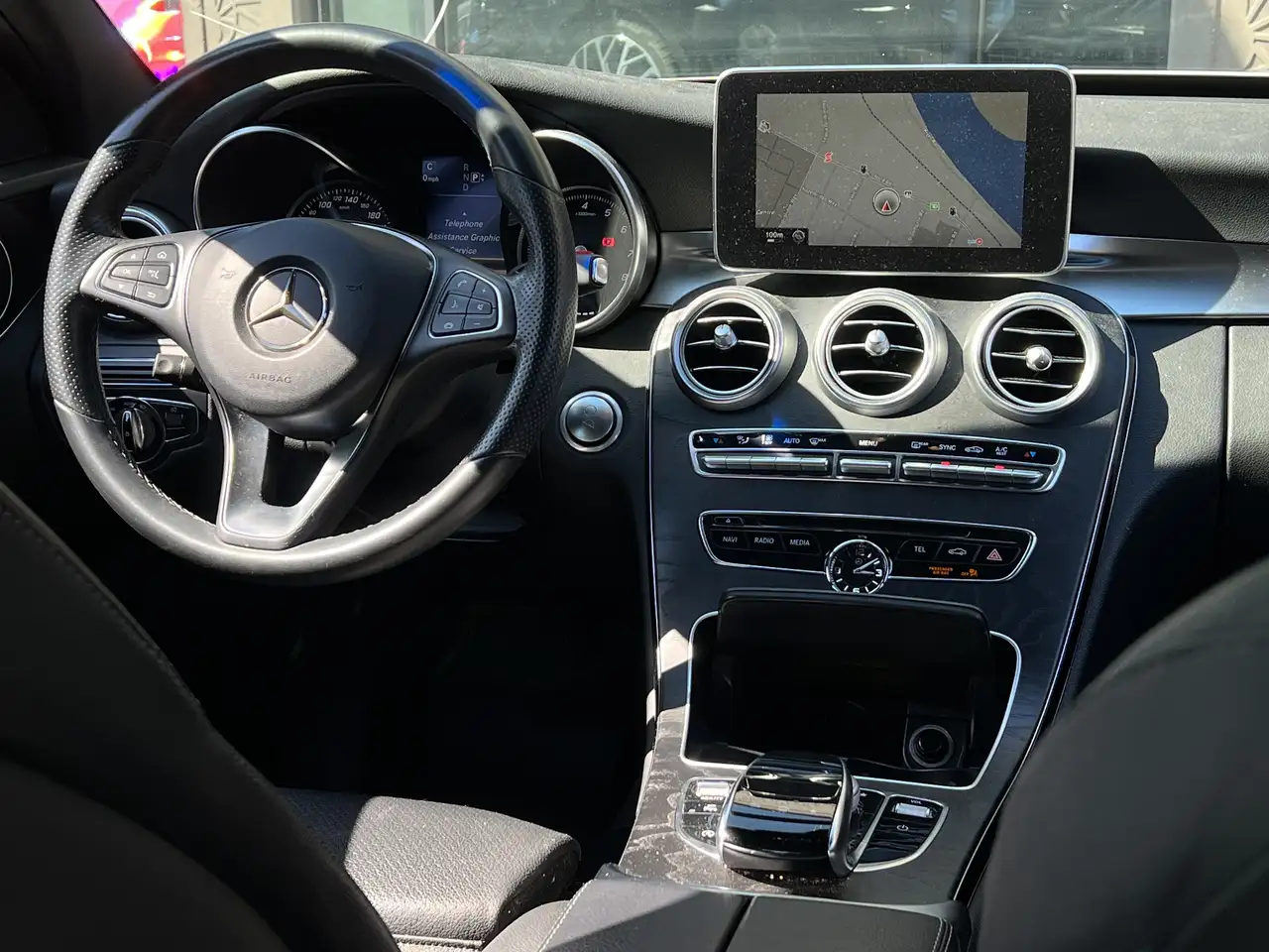 Mercedes-Benz C-Class photo Mercedes-Benz C-Class