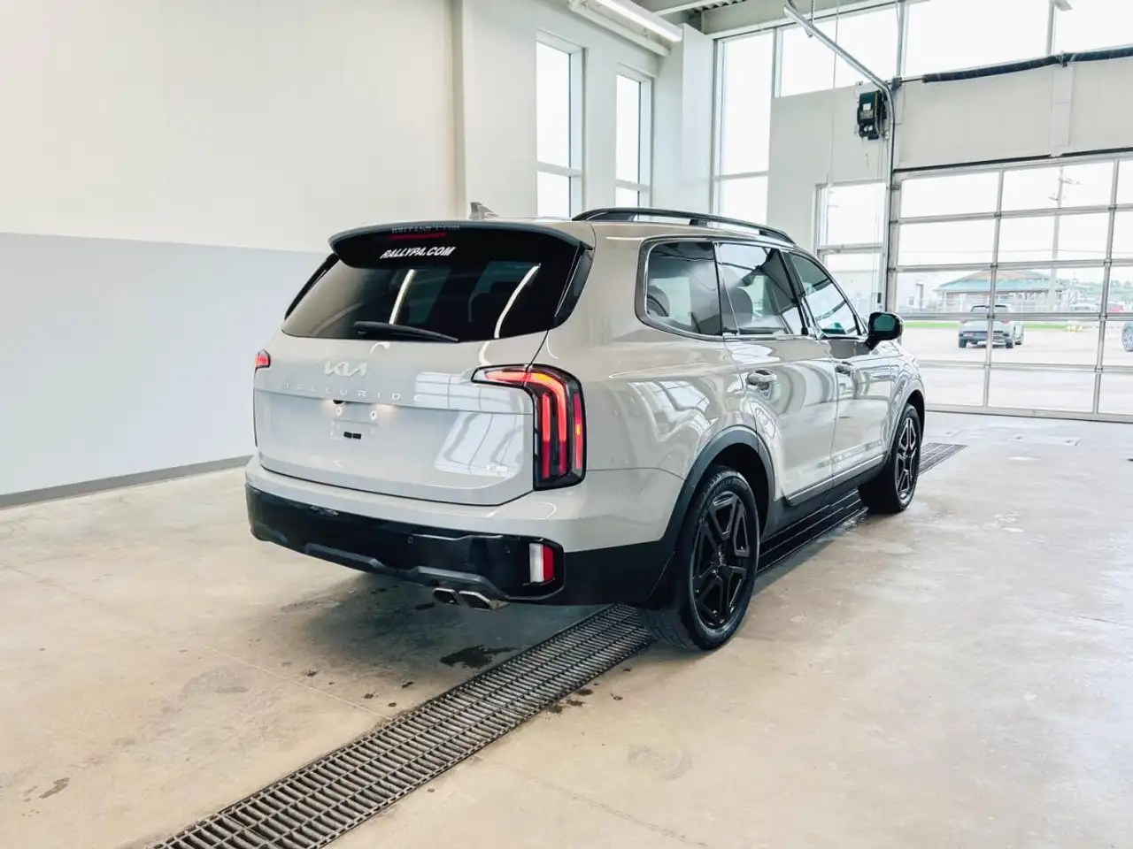 Kia Telluride photo Kia Telluride