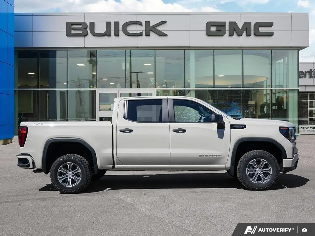 GMC Sierra 1500 fotografie GMC Sierra 1500