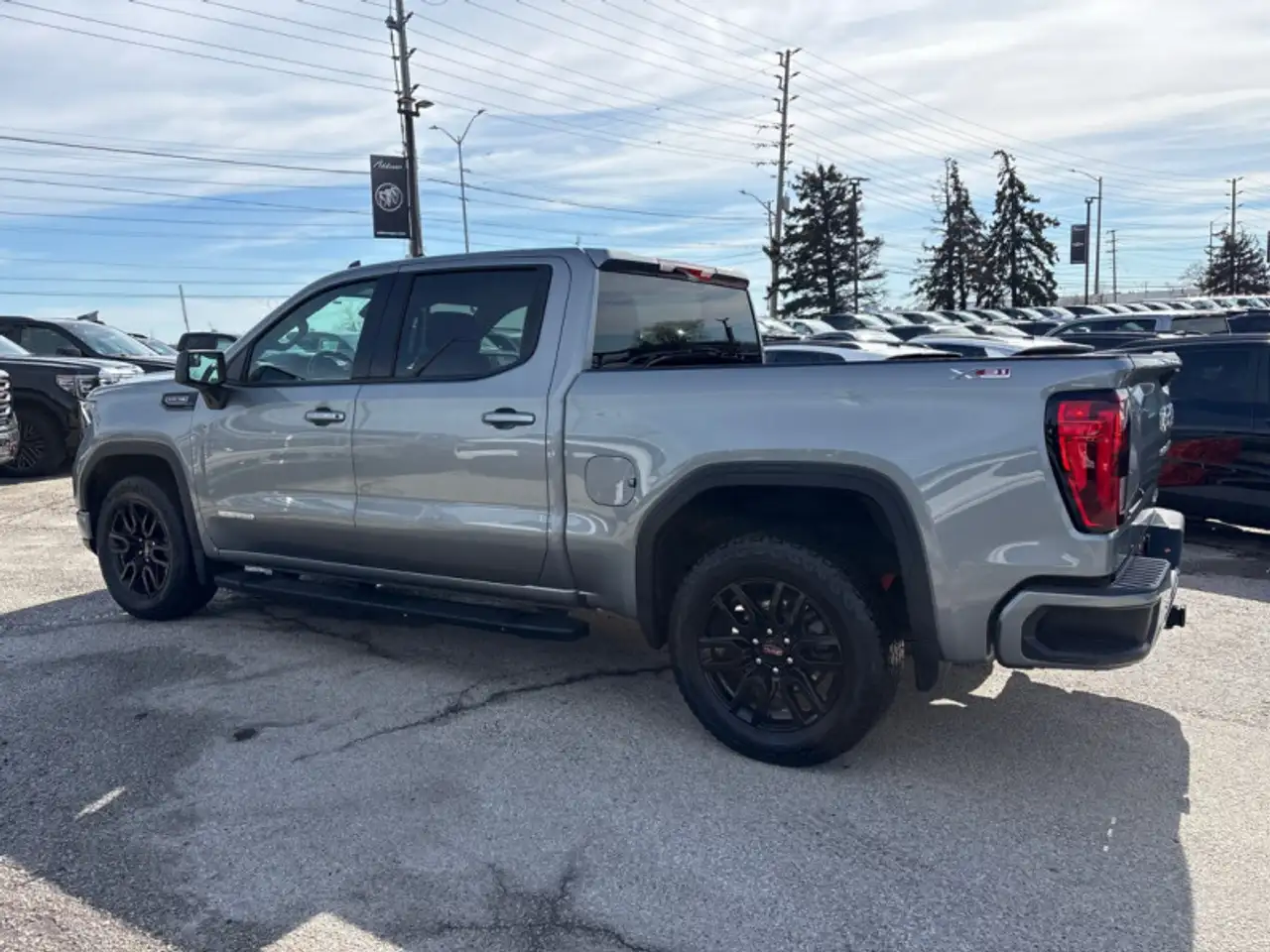 GMC Sierra 1500 photo GMC Sierra 1500