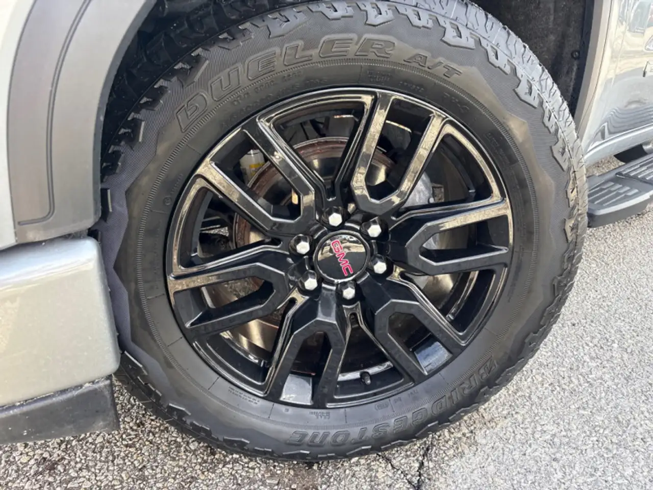 GMC Sierra 1500 photo GMC Sierra 1500
