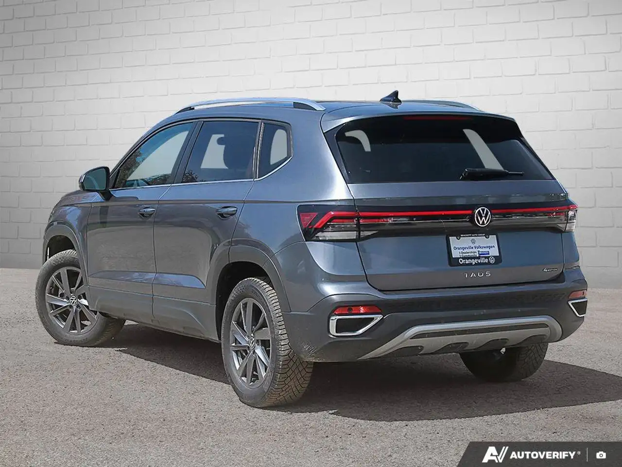 Volkswagen Taos снимка Volkswagen Taos