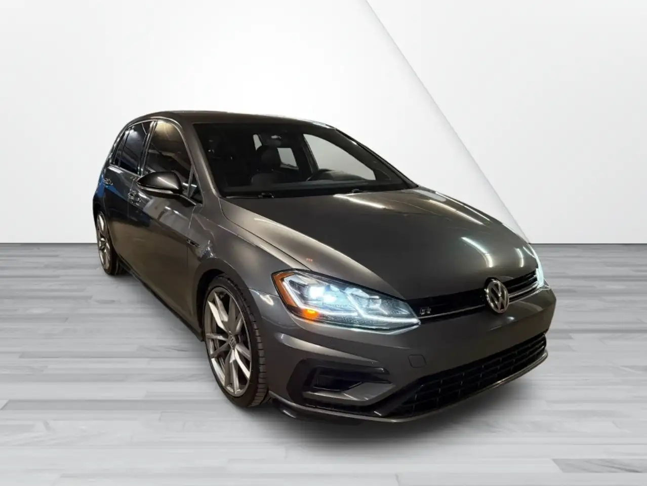 2019 Volkswagen Golf R