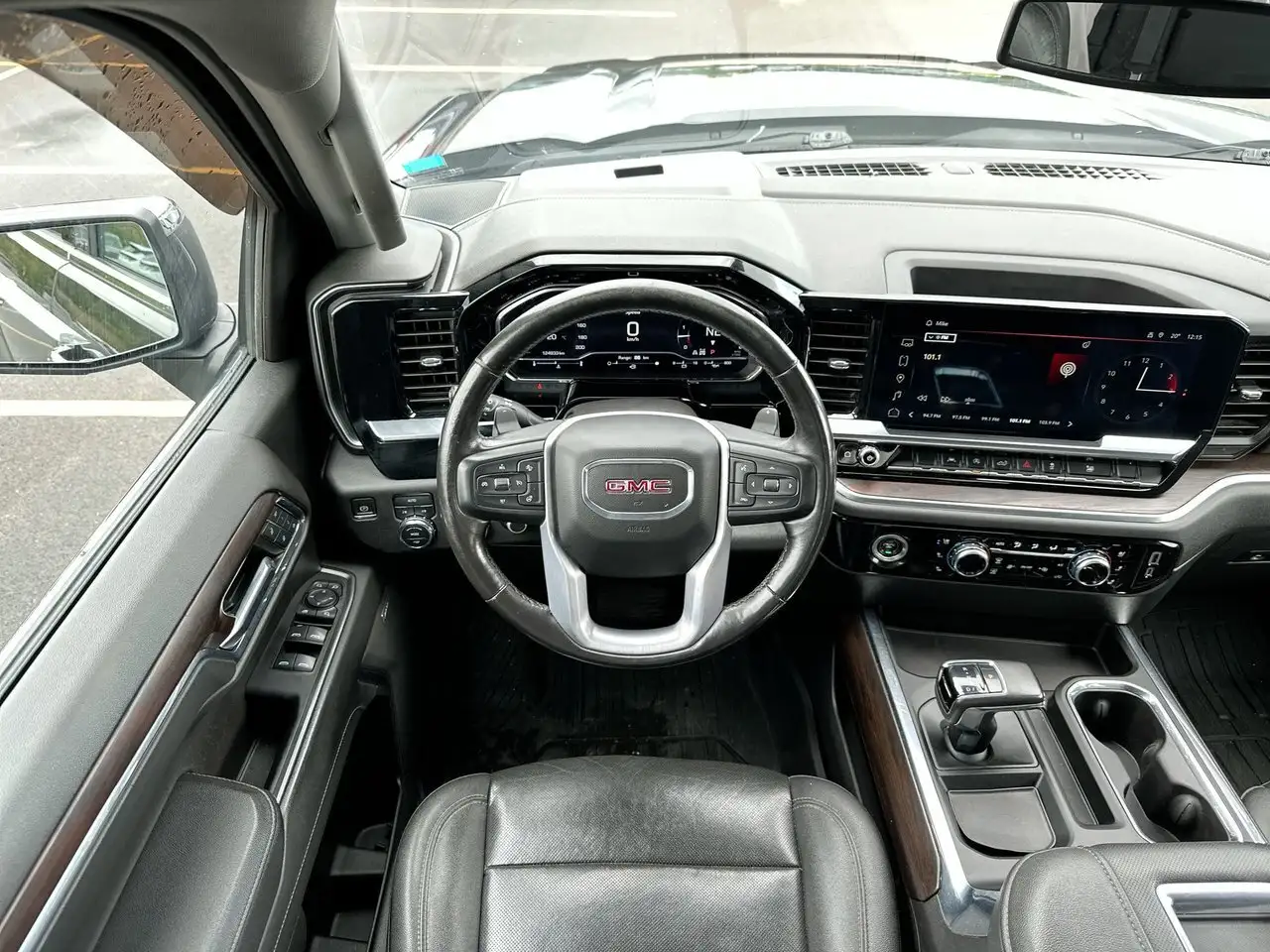 GMC Sierra 1500 fotografie GMC Sierra 1500