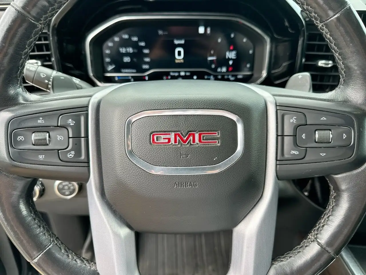 GMC Sierra 1500 fotografie GMC Sierra 1500