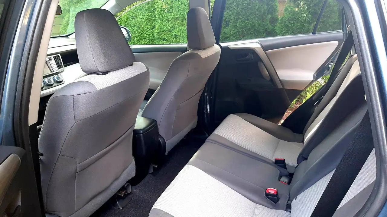 Toyota RAV 4 снимка Toyota RAV 4