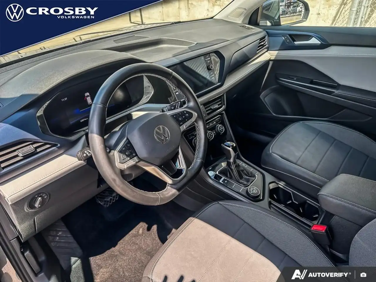 Volkswagen Taos снимка Volkswagen Taos