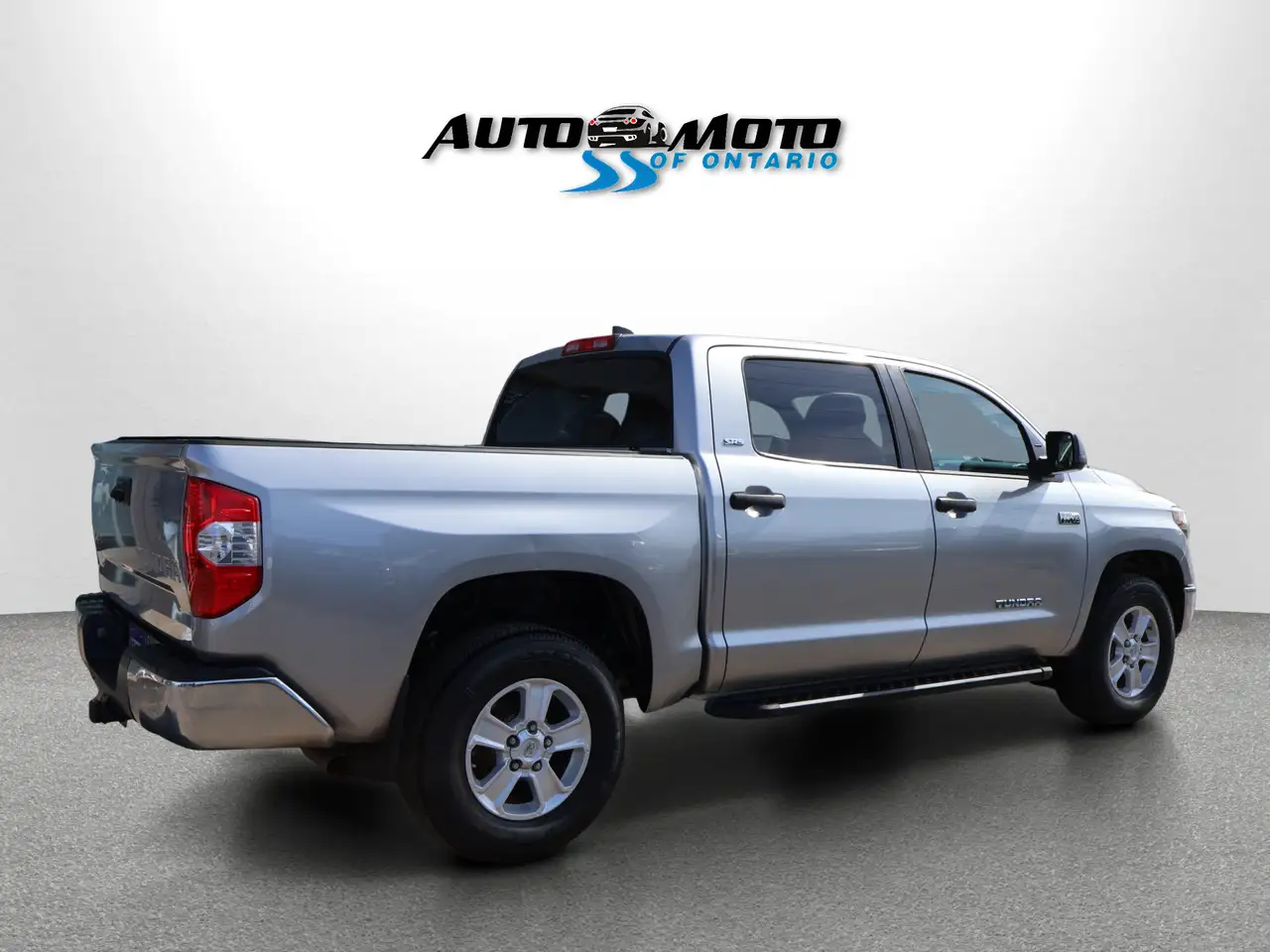 Toyota Tundra снимка Toyota Tundra