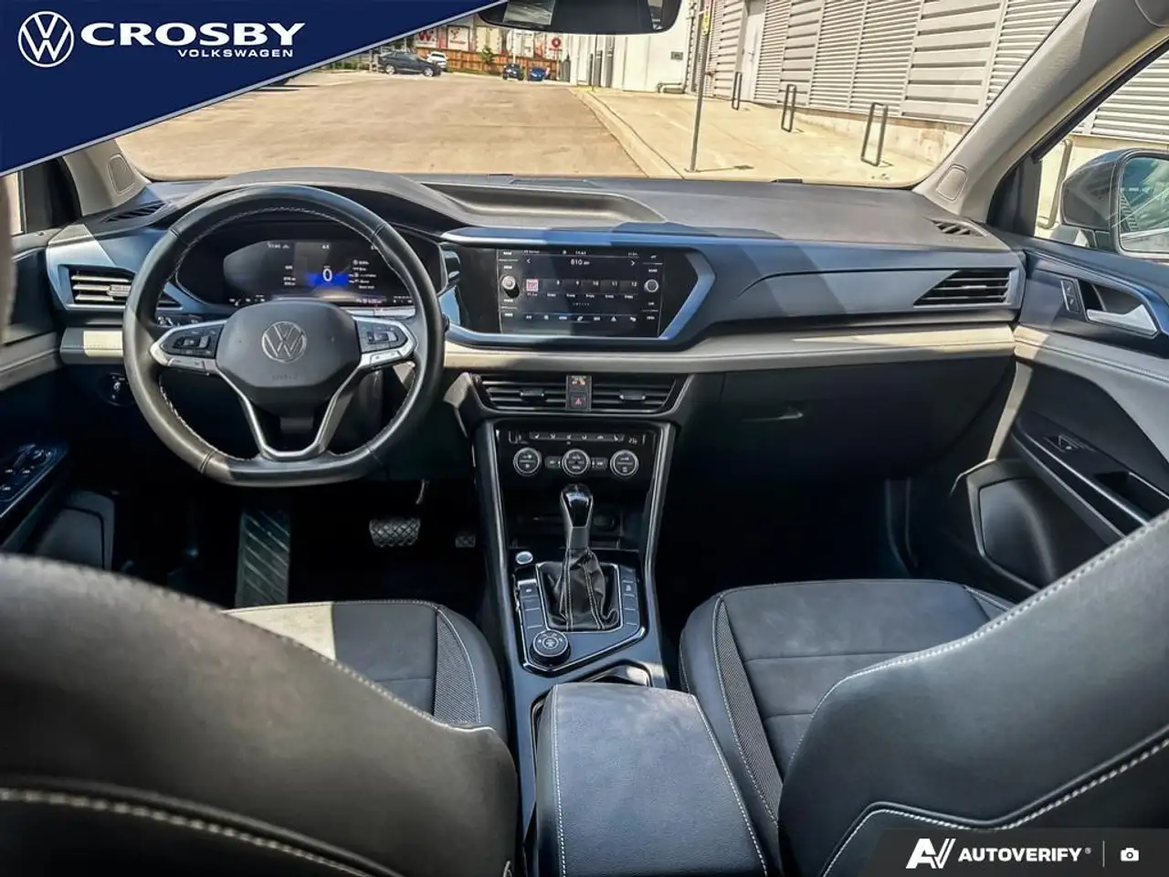Volkswagen Taos снимка Volkswagen Taos