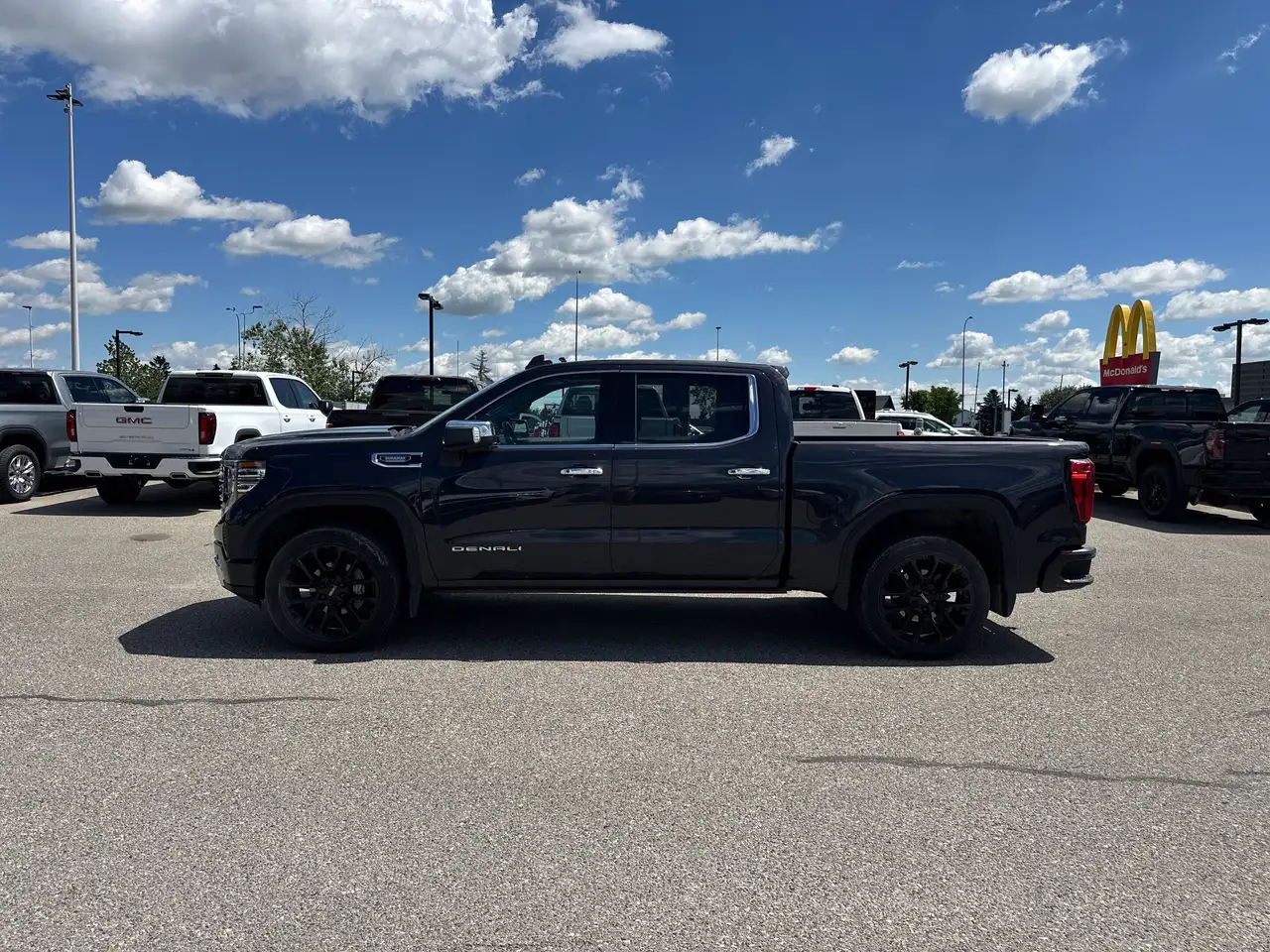 GMC Sierra 1500 photo GMC Sierra 1500