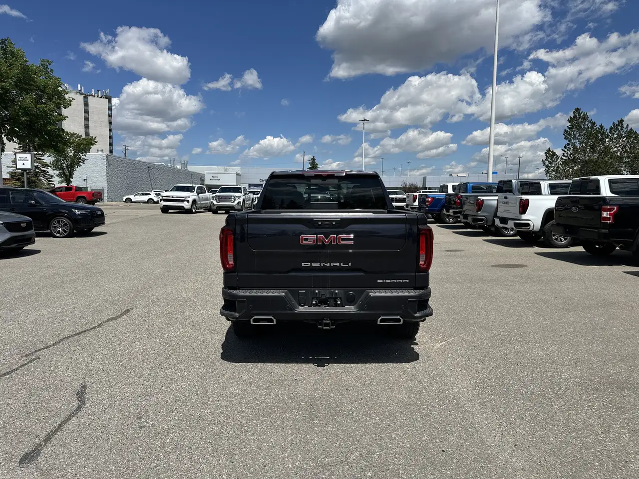 GMC Sierra 1500 photo GMC Sierra 1500