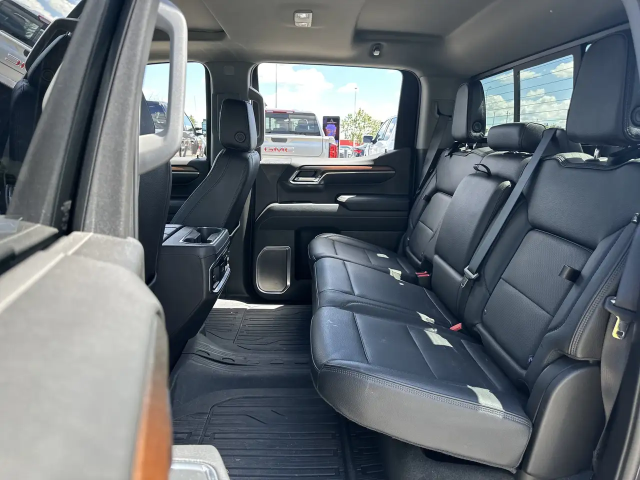 GMC Sierra 1500 photo GMC Sierra 1500