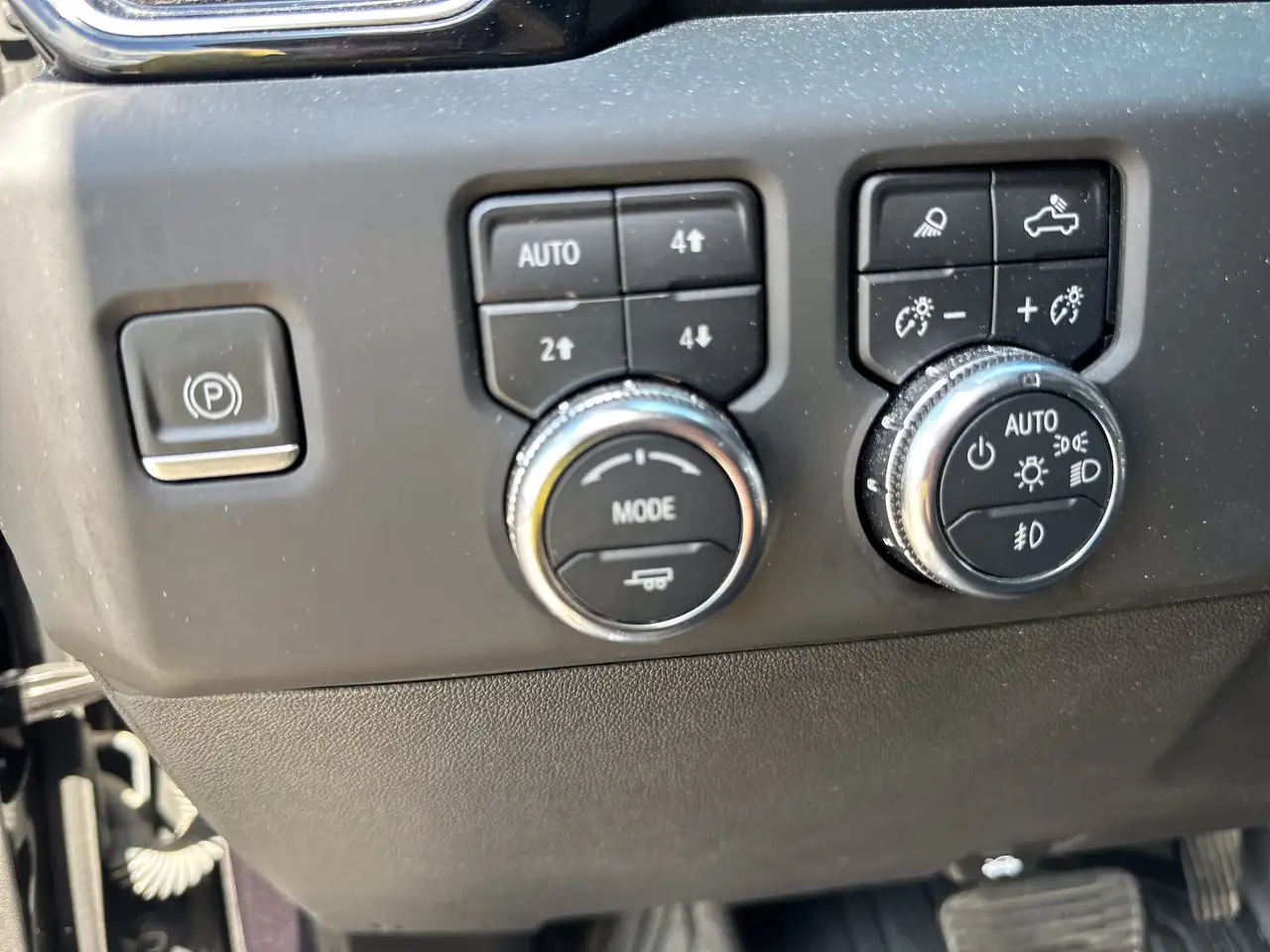 GMC Sierra 1500 photo GMC Sierra 1500