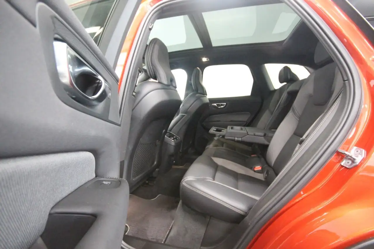 Volvo XC60 снимка Volvo XC60