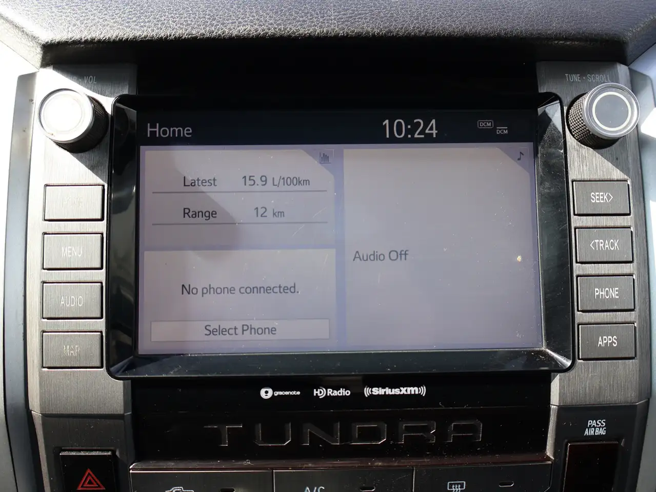 Toyota Tundra снимка Toyota Tundra