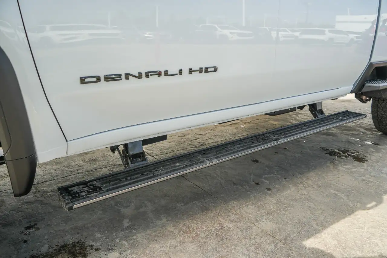 GMC Sierra 3500HD photo GMC Sierra 3500HD