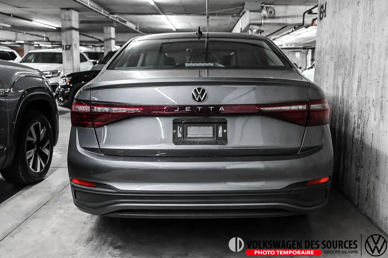 Volkswagen Jetta снимка Volkswagen Jetta
