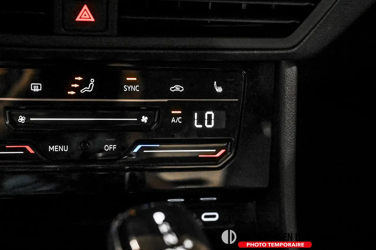 Volkswagen Jetta снимка Volkswagen Jetta
