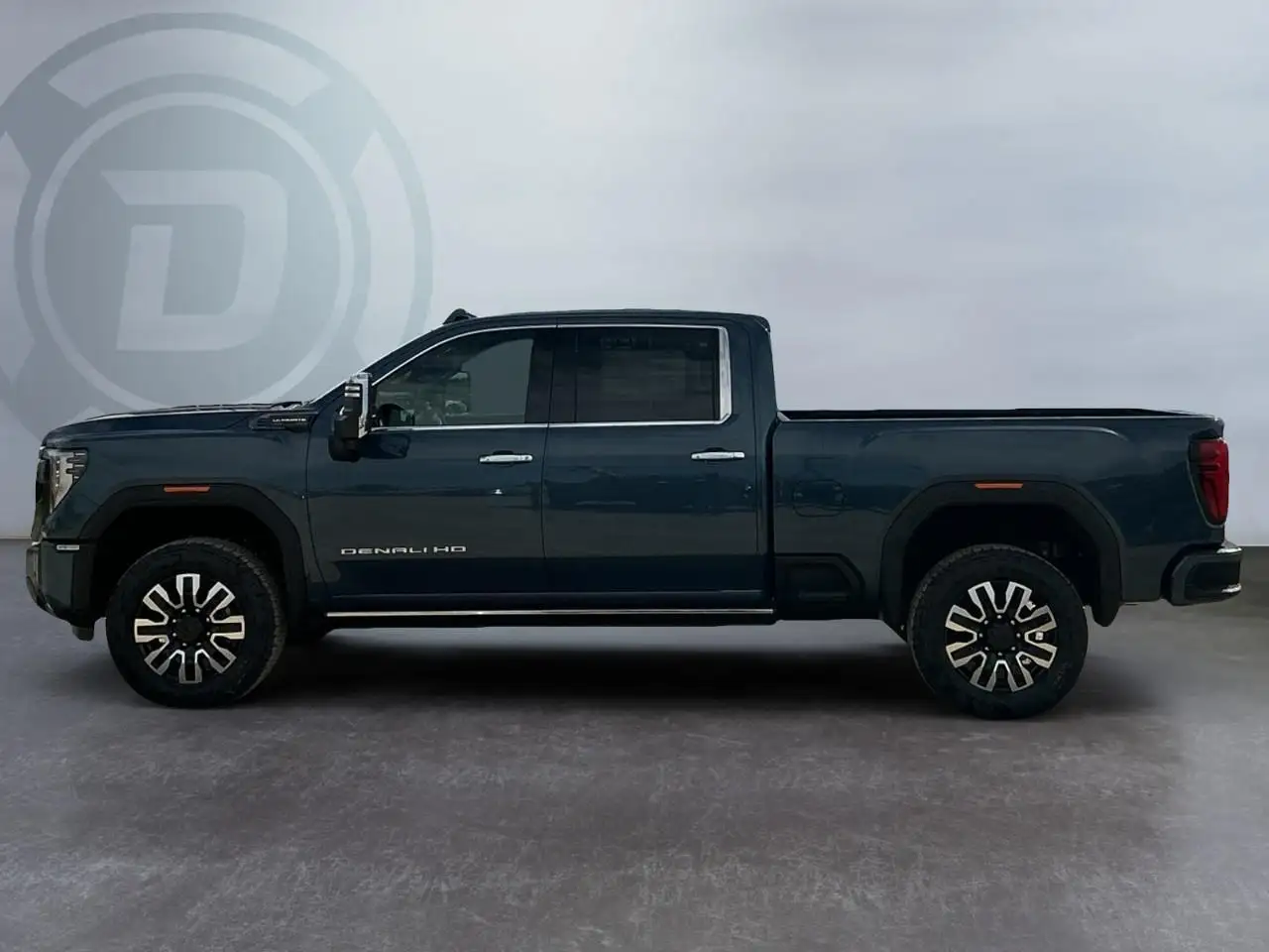 GMC Sierra 3500HD снимка GMC Sierra 3500HD