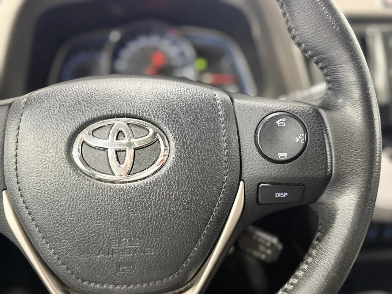 Toyota RAV 4 photo Toyota RAV 4