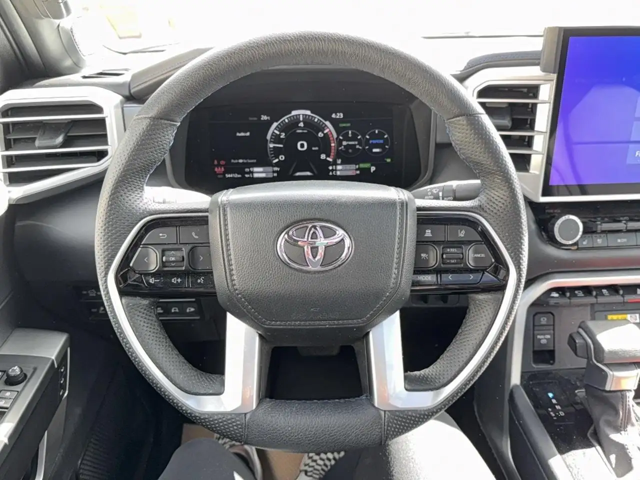 Toyota Tundra снимка Toyota Tundra