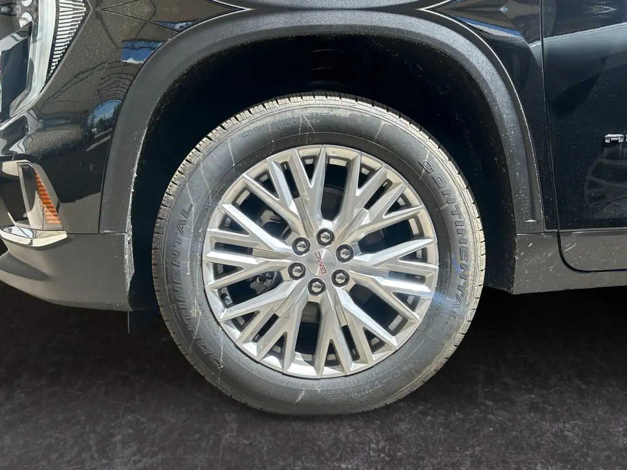 GMC Acadia снимка GMC Acadia