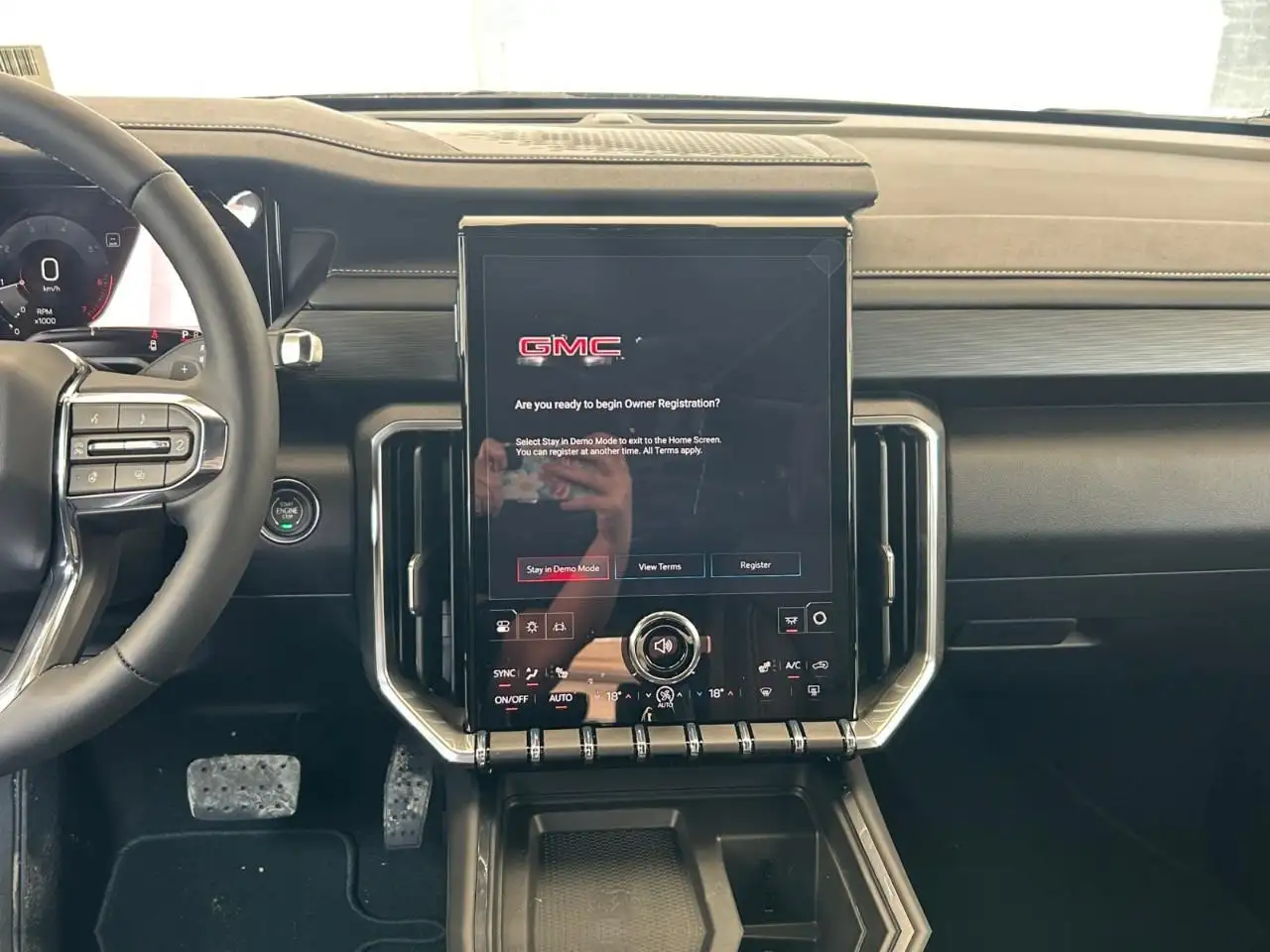 GMC Acadia снимка GMC Acadia