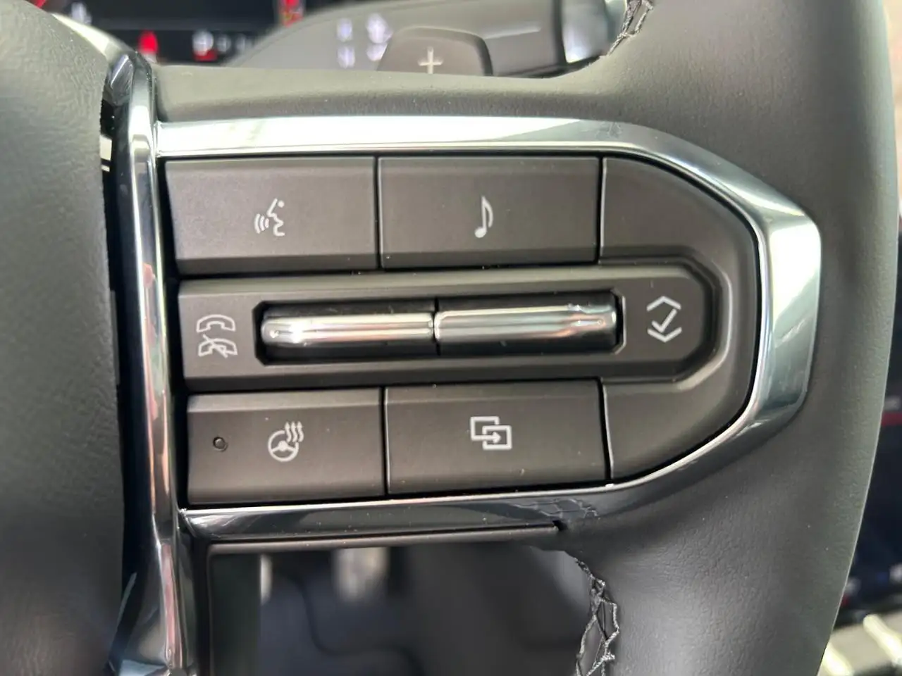 GMC Acadia снимка GMC Acadia