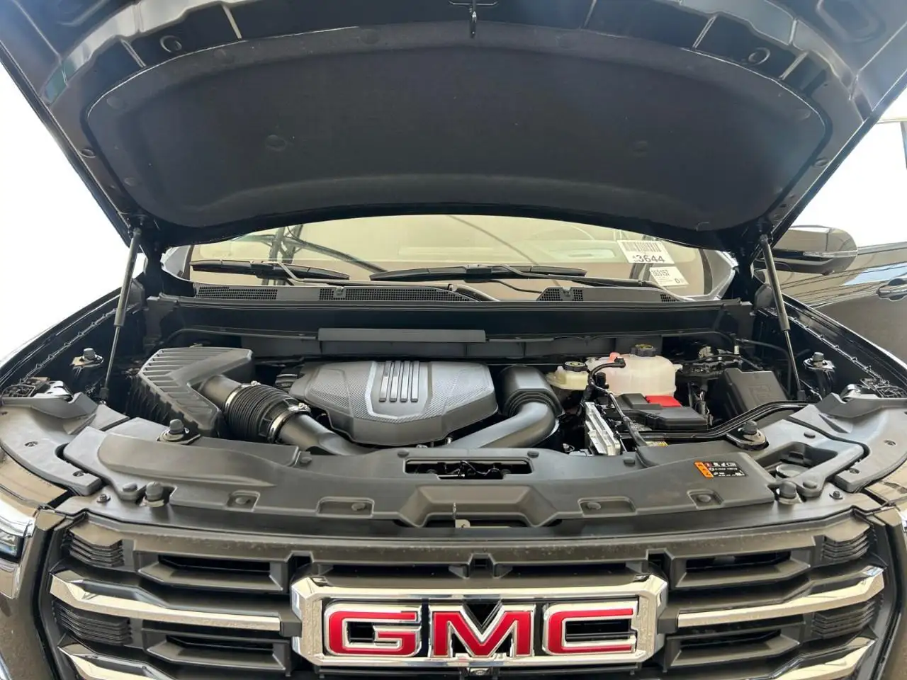 GMC Acadia снимка GMC Acadia