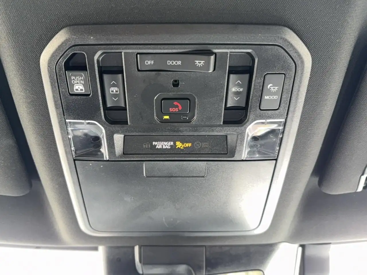 Toyota Tundra снимка Toyota Tundra
