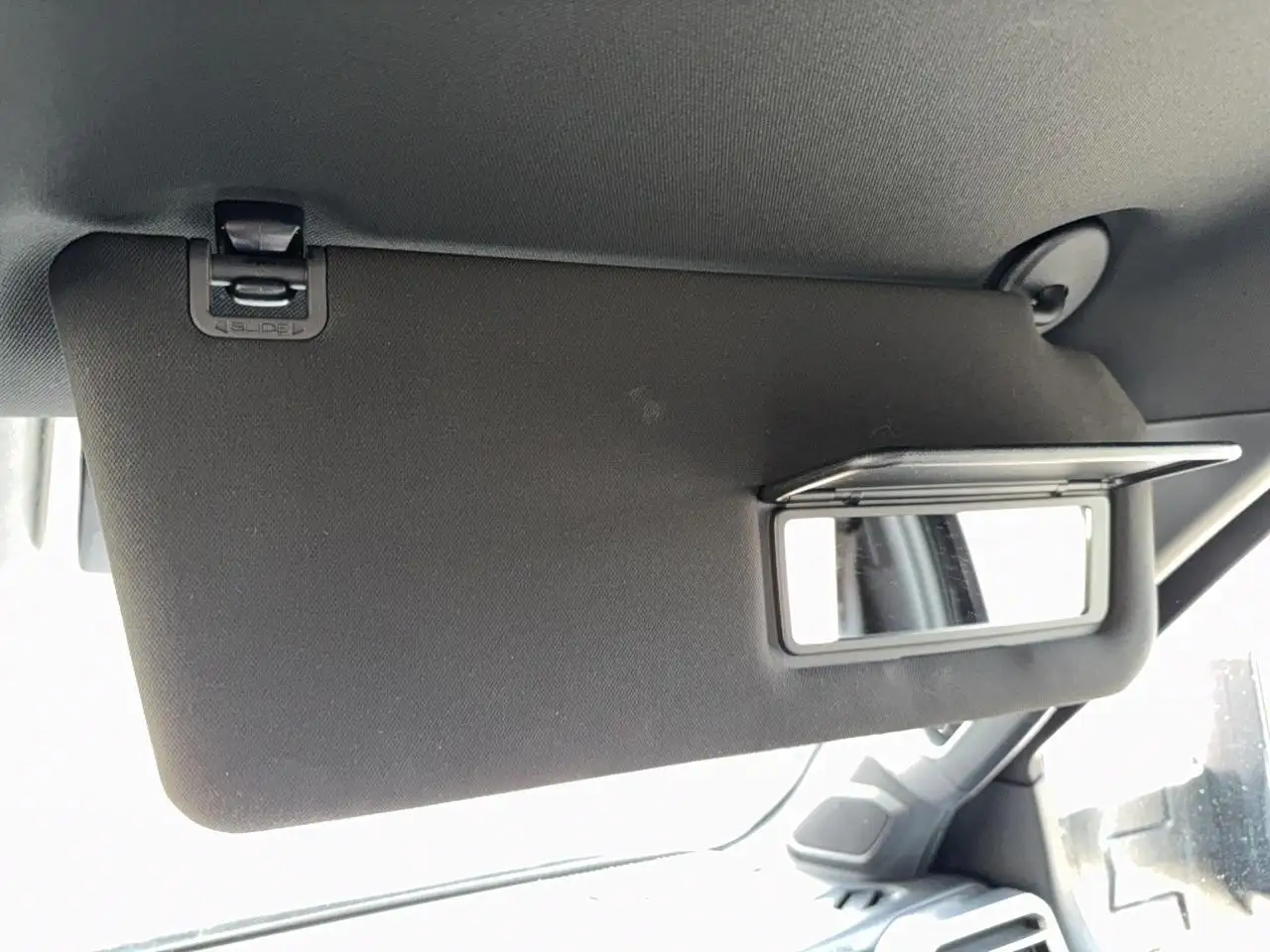Toyota Tundra снимка Toyota Tundra