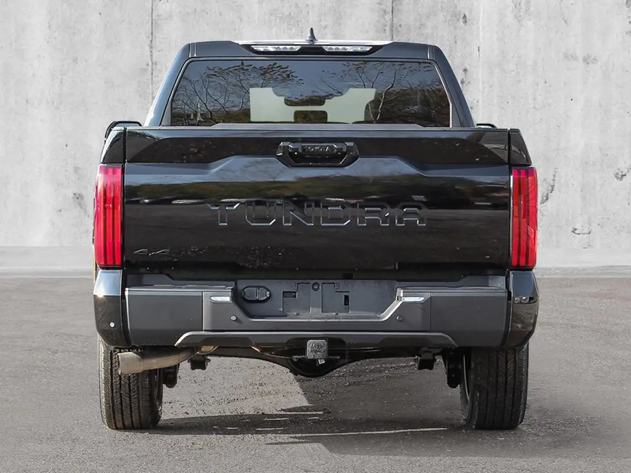 Toyota Tundra снимка Toyota Tundra