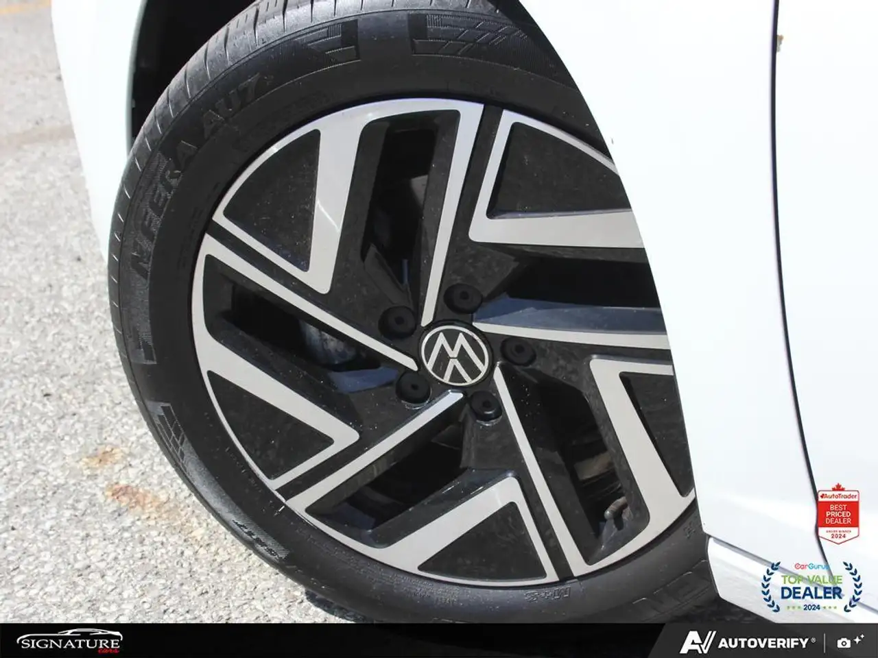 Volkswagen Jetta снимка Volkswagen Jetta