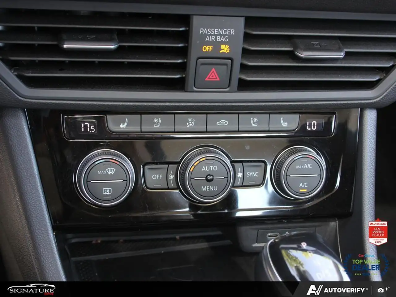 Volkswagen Jetta снимка Volkswagen Jetta