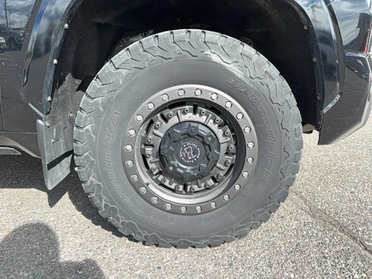 Toyota Tundra снимка Toyota Tundra